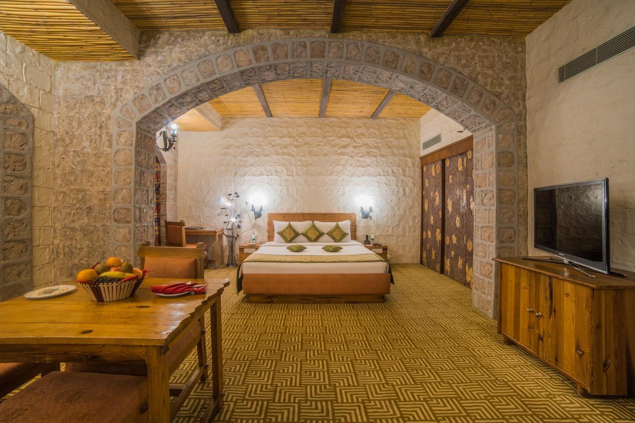 Ramoji Film City- Sitara Luxury Hotel Pedda Ambarpet Exterior foto